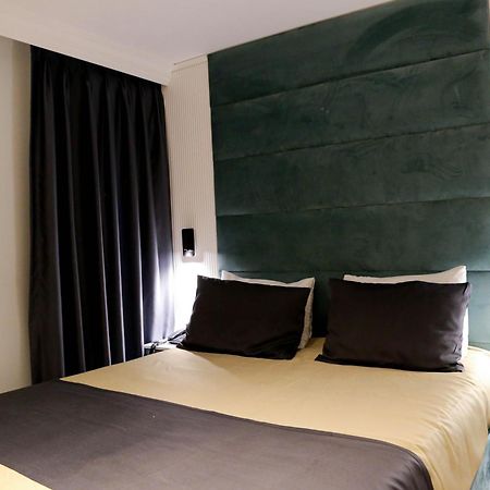 Axu Airport Hotel Arnavutkoy 외부 사진 A room at the hotel