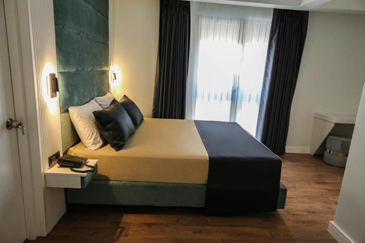 Axu Airport Hotel Arnavutkoy 외부 사진 A bedroom at the hotel