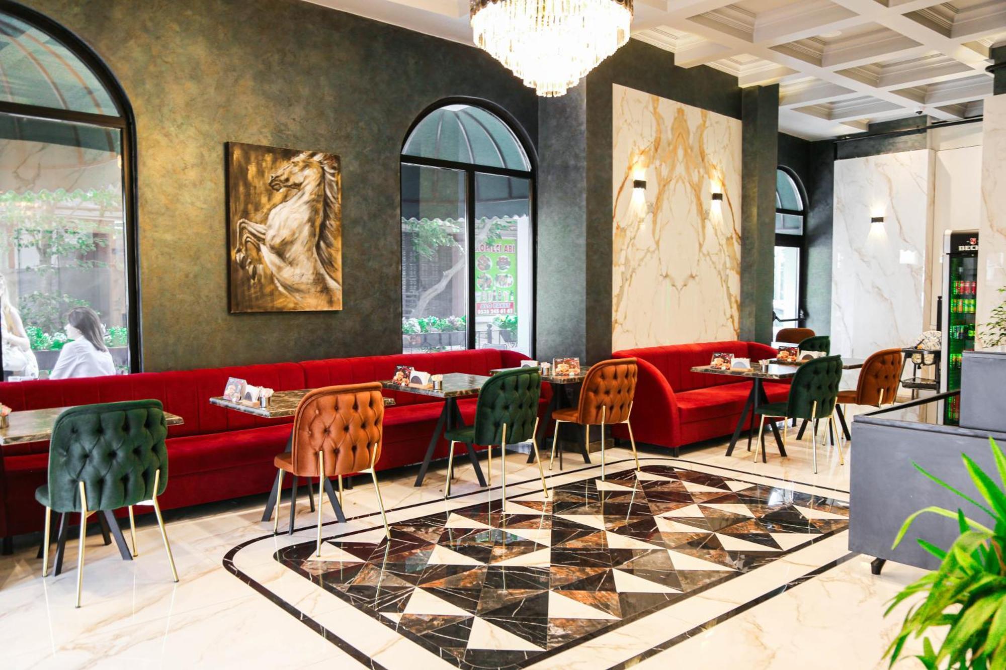 Axu Airport Hotel Arnavutkoy 외부 사진 The interior of the restaurant